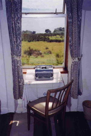 typewriter_with_a_view